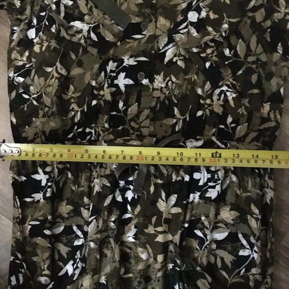 Triple Five Soul NYC Soft Button Down Floral Camo Military Dress - Picture 13 of 16